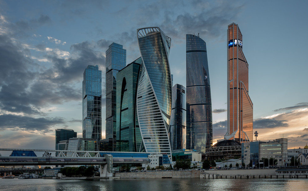 Панорамные окна: как архитектурный тренд развивается в России