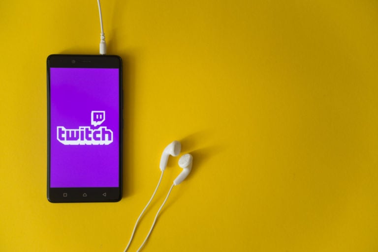Cách kiếm tiền trên Twitch: cách thức và lợi ích của nền tảng này