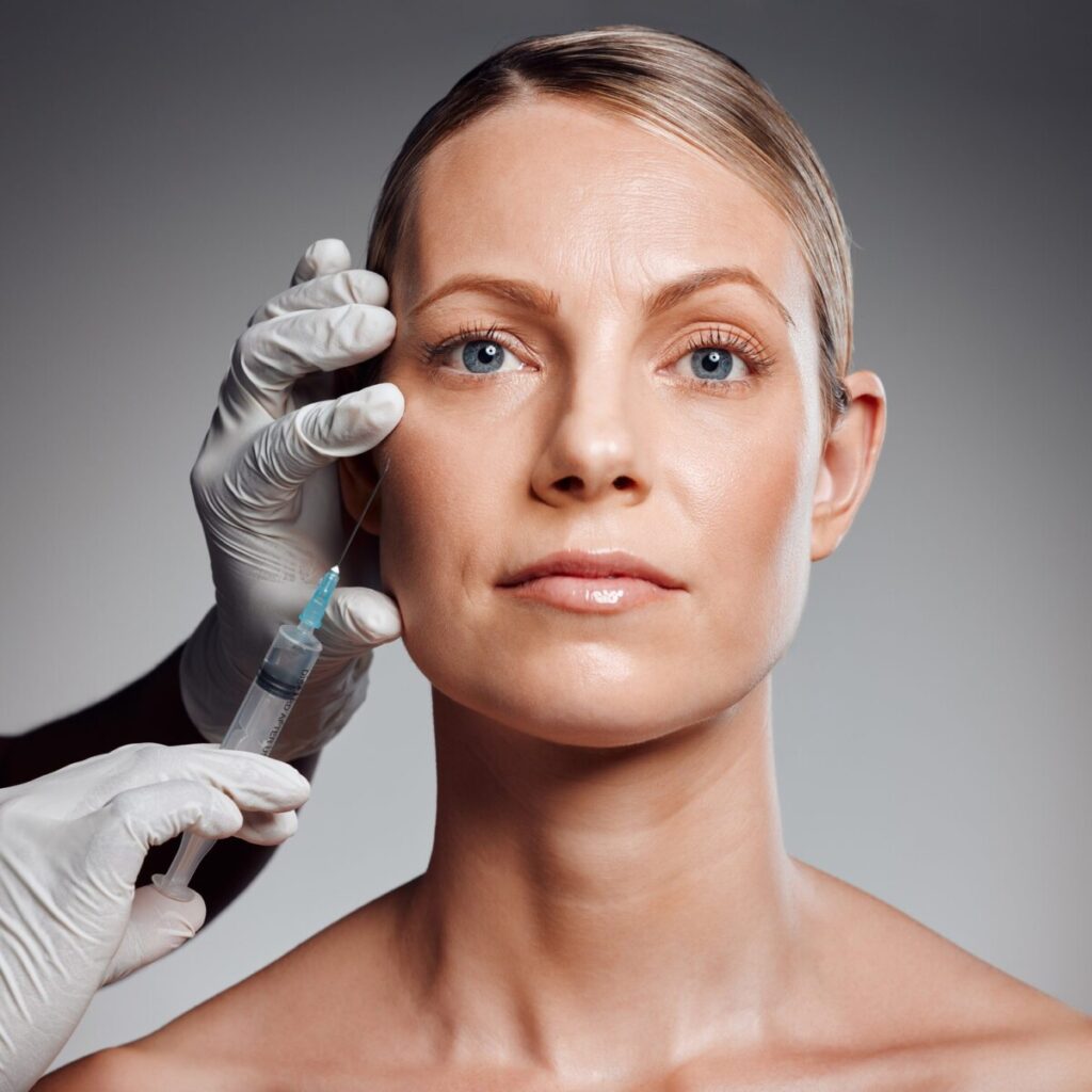 Ahli kecantikan kosmetik berbicara tentang konsekuensi menyedihkan dari Botox